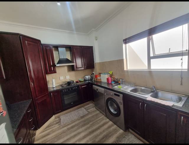 3 BEDROOM APARTMENT FOR SALE IN GREENSTONE HILL